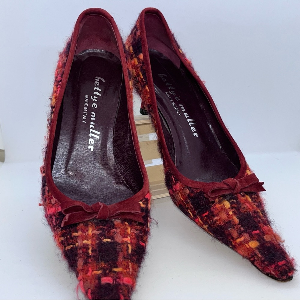 Vero Cuoio Bettye Muller Women’s Red Tweed Heels